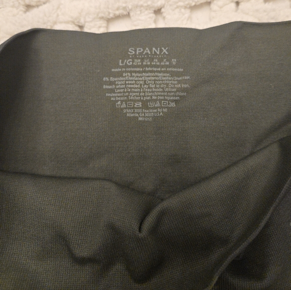 Spanx Camouflage Pattern Leggings - Picture 5 of 6